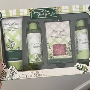 Stress Relief Bath Gift Set - Green